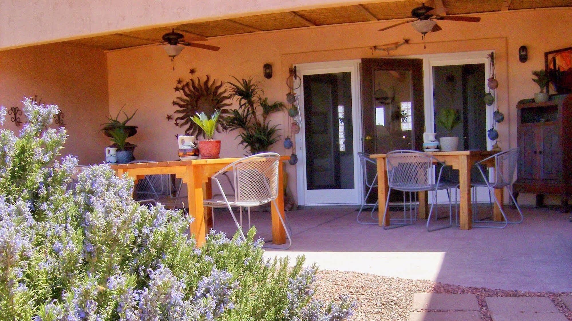 Dreamkatchers Lake Powell Bed & Breakfast Big Water Exteriör bild