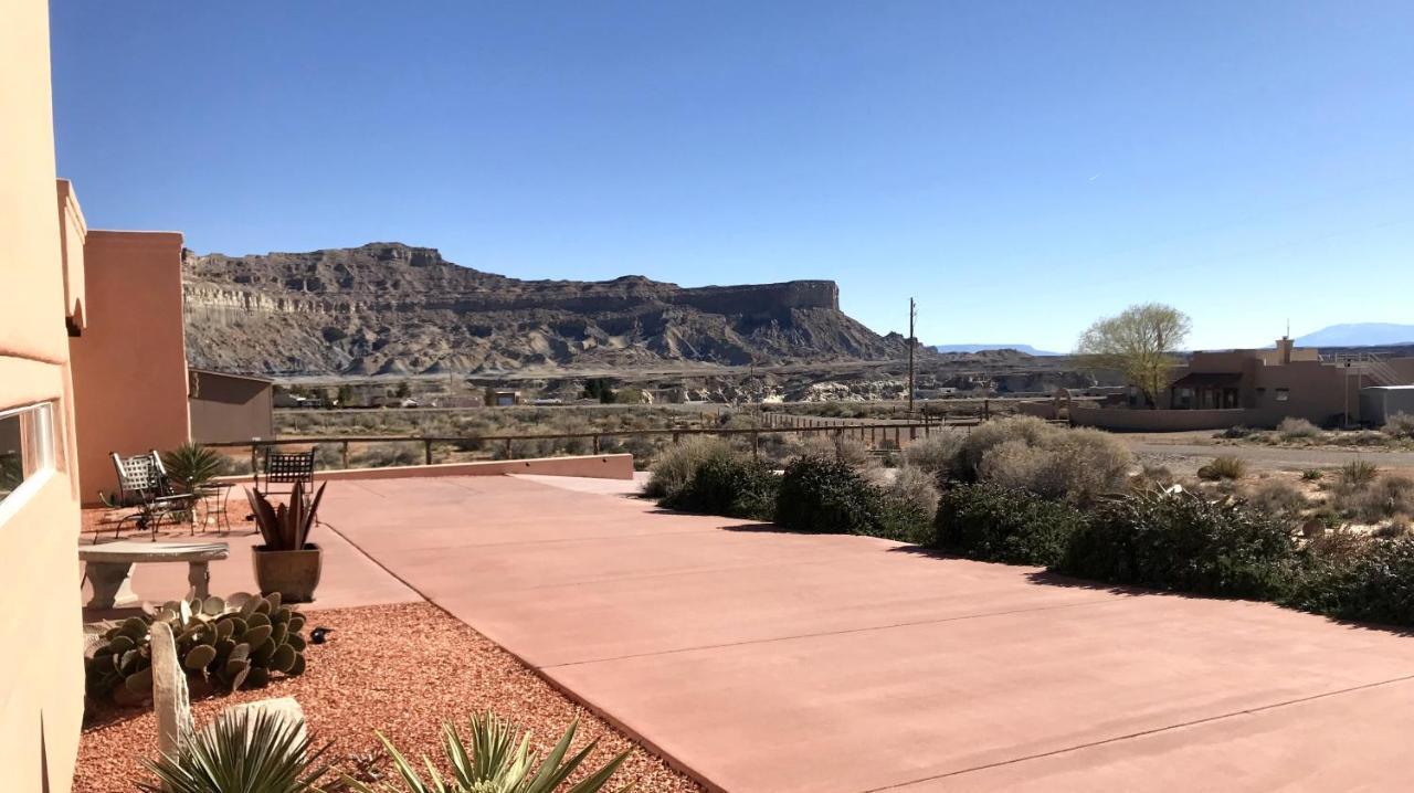 Dreamkatchers Lake Powell Bed & Breakfast Big Water Exteriör bild